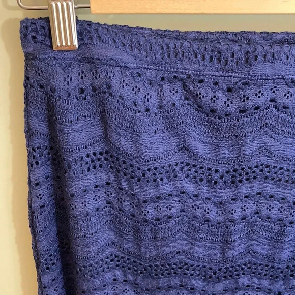 LE CHATEAU High-waist lace pencil skirt size XS - Picture 3 of 11